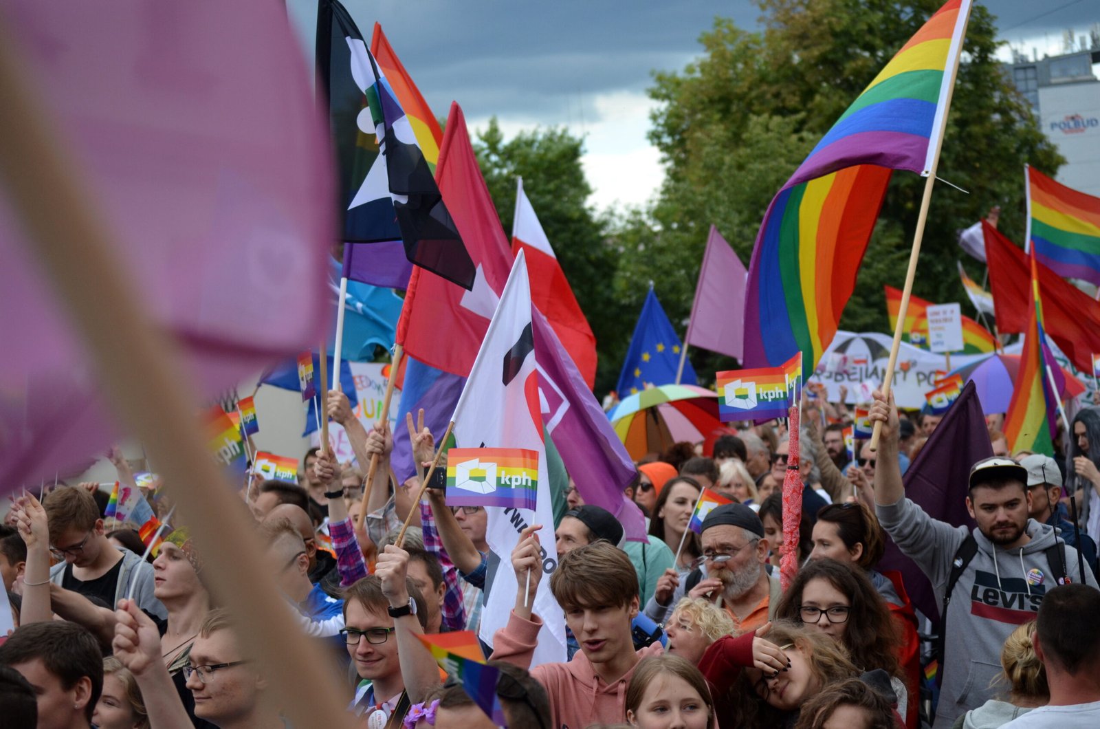 X enabled online abuse against LGBTQ+ community in Poland, report finds - JURIST