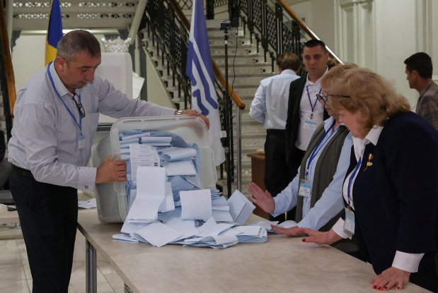 Moldova's pro-EU ruling party wins majority in pivotal vote