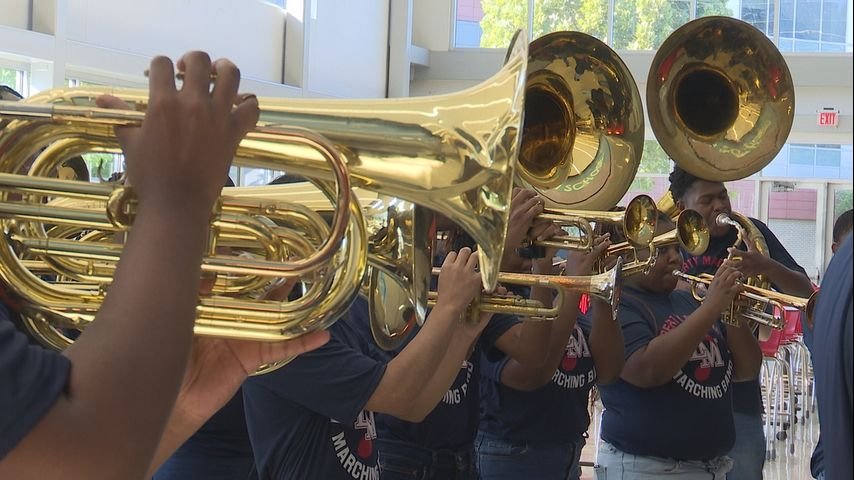 Foundation for EBR Schools raising money to buy high school bands new uniforms