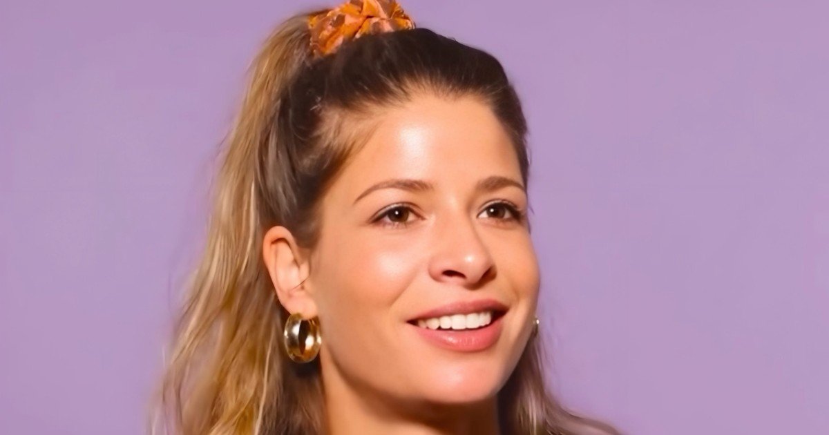 Why this startup founder scrapped her dating app to build a LinkedIn rival powered by AI