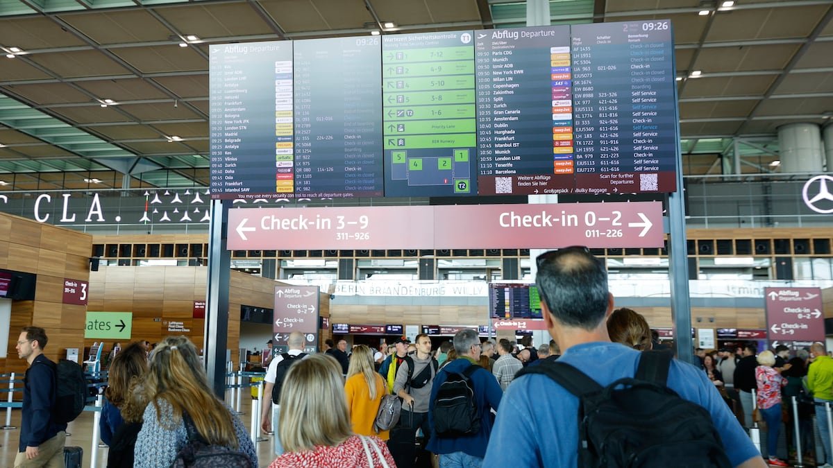 Cyberattack disrupts check-in systems at major European airports