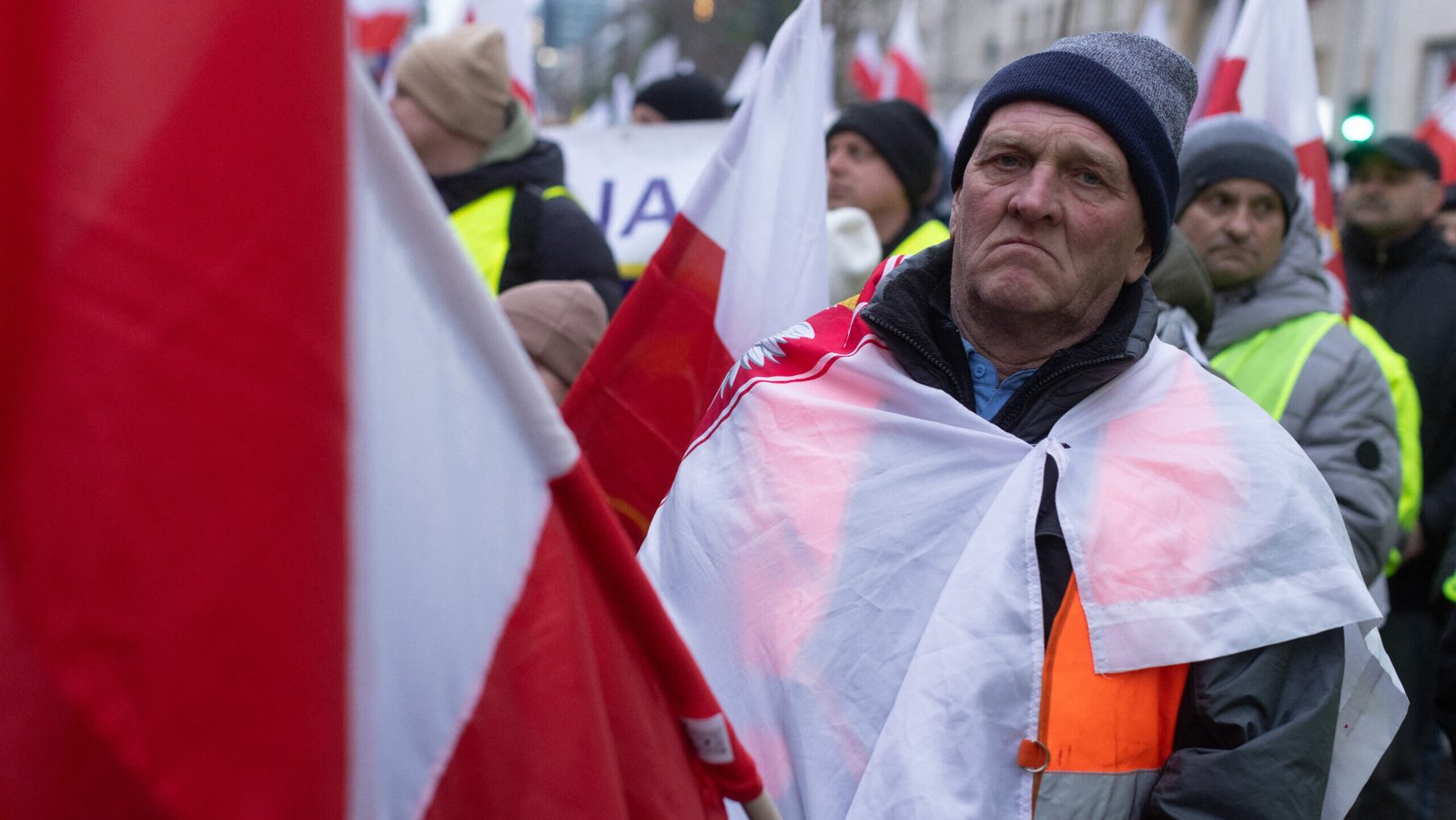 Support for EU Declines Among Poles ━ The European Conservative