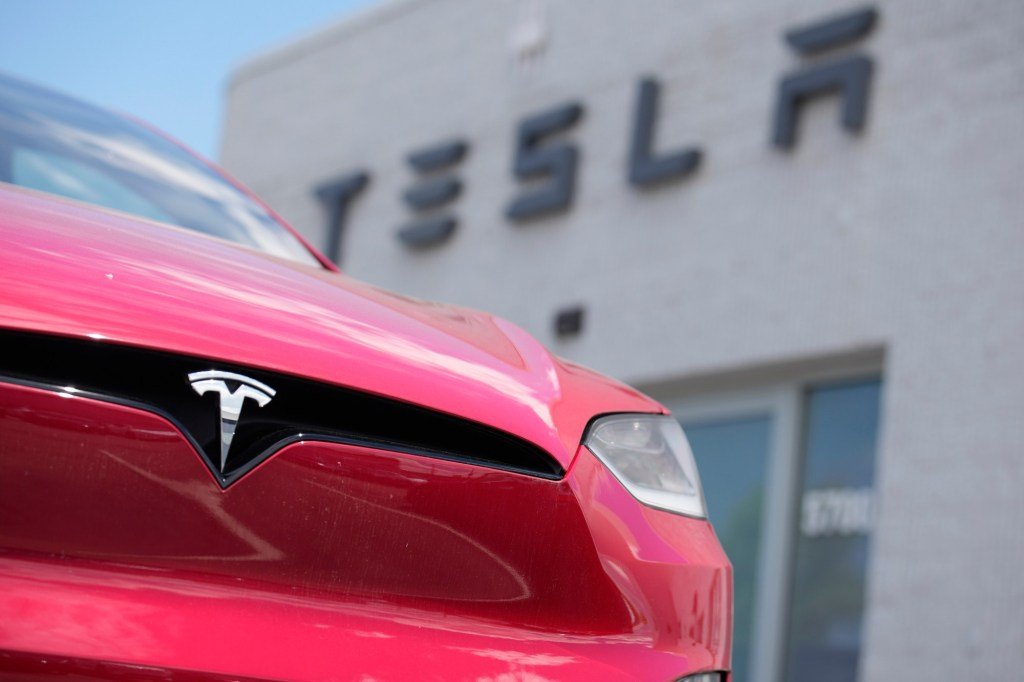 Tesla sales collapse continues in Europe’s top EV markets – East Bay Times