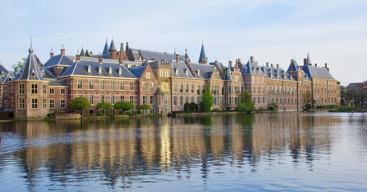 Budget 2025: Netherlands commits record €1.8B R&D budget, €230M for semiconductors, €200M for startup growth, and more 