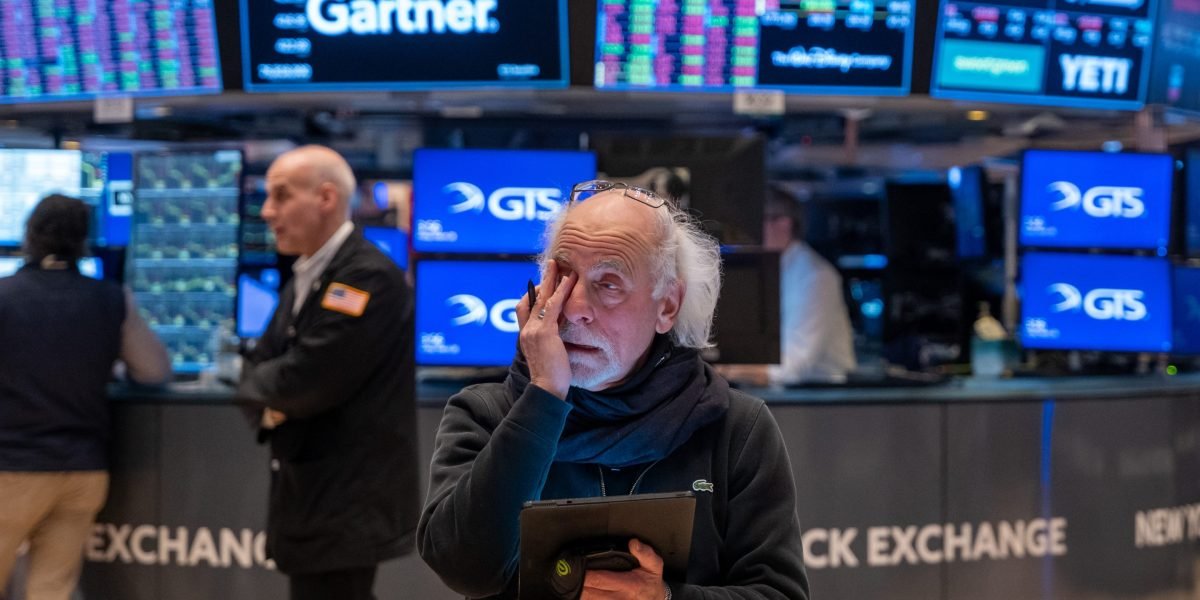 Stocks are falling towards their worst day in a month amid tech sector declines and tariff concerns