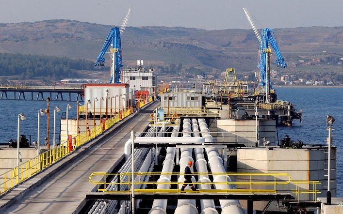 In addition to Russian oil and gas, the US is insisting that Europe stop importing oil products from Turkey and India, which purchase raw materials from Russia.