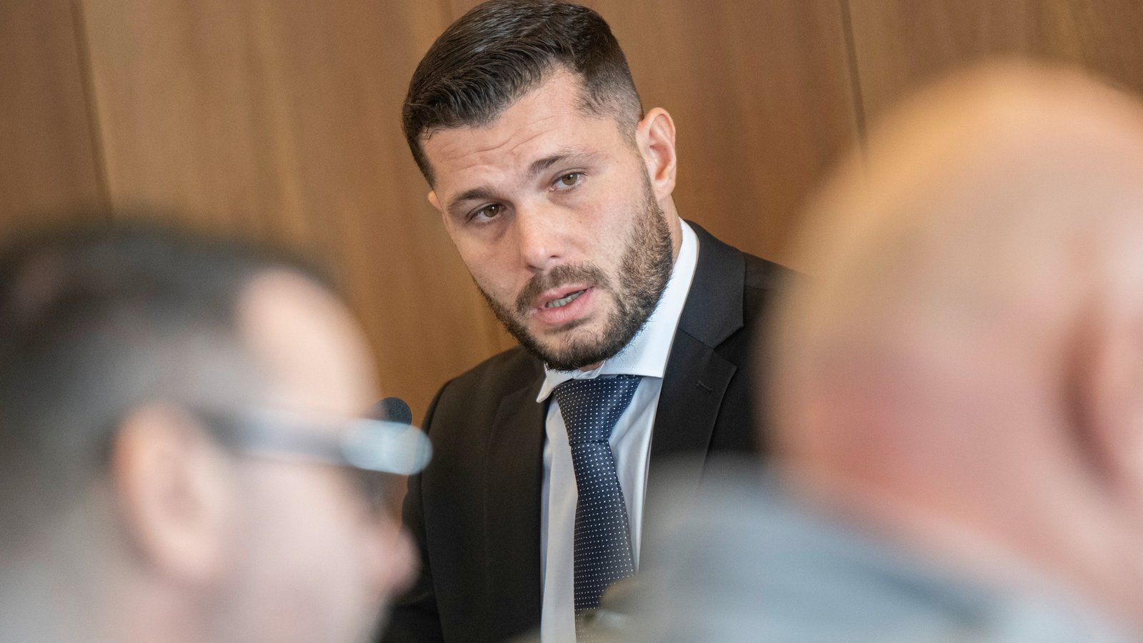 Smerák Glück defends his trip to Russia: He met the star of American action films there! PHOTO - News Room USA