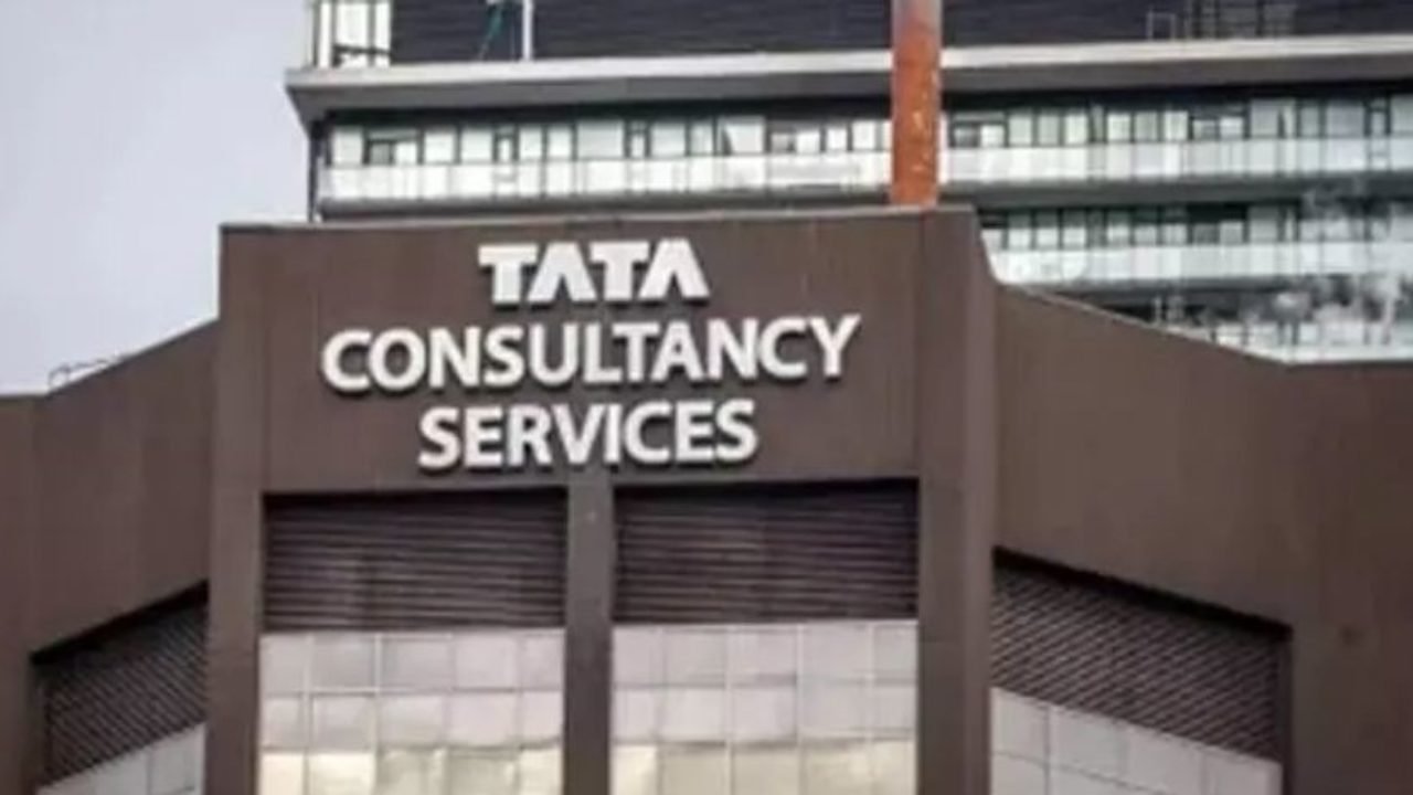 TCS Will Not Hire H1B Employees By Paying Rs 88 Lakh Per Applicant - Trak.in