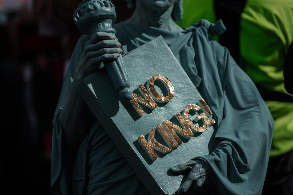 ‘No Kings’ rallies against Trump across the US and in Europe – San Diego Union-Tribune