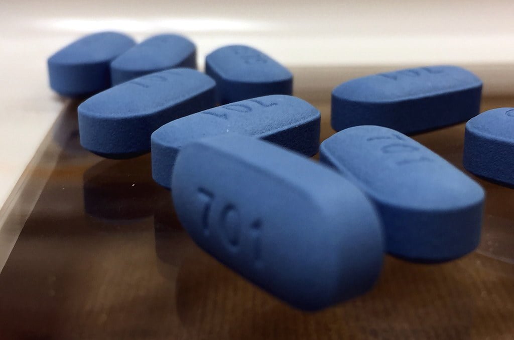 Europe is missing HIV targets but EACS now recommends event-based PrEP for all using 2:1:1 or 2:7 dosing