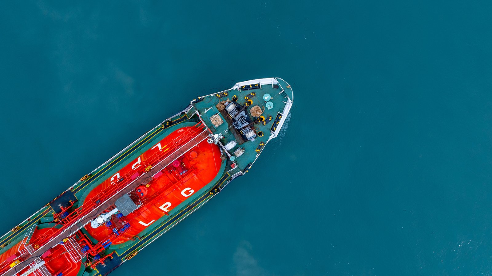 Revolutionising maritime decarbonisation through ammonia cracking
