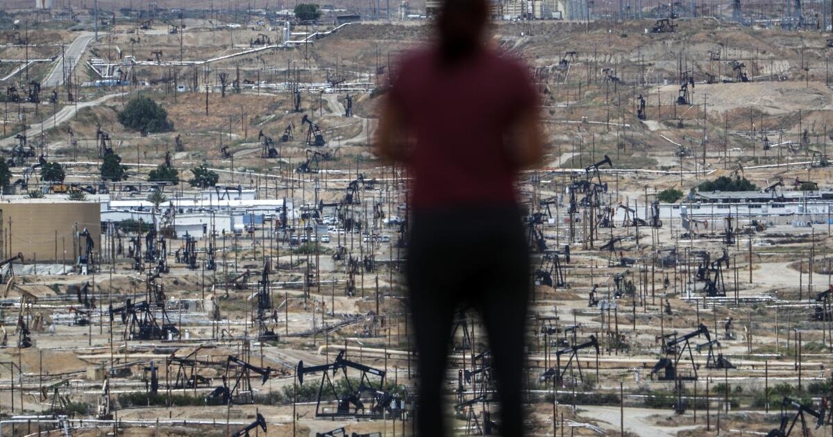 World's largest brick-based battery powers up at California oil field