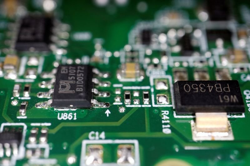 Industry urges pragmatic EU Chips Act 2.0 to close gap with US and China