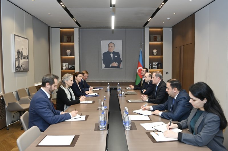 Azerbaijani FM, EU envoy discuss peace process, future cooperation