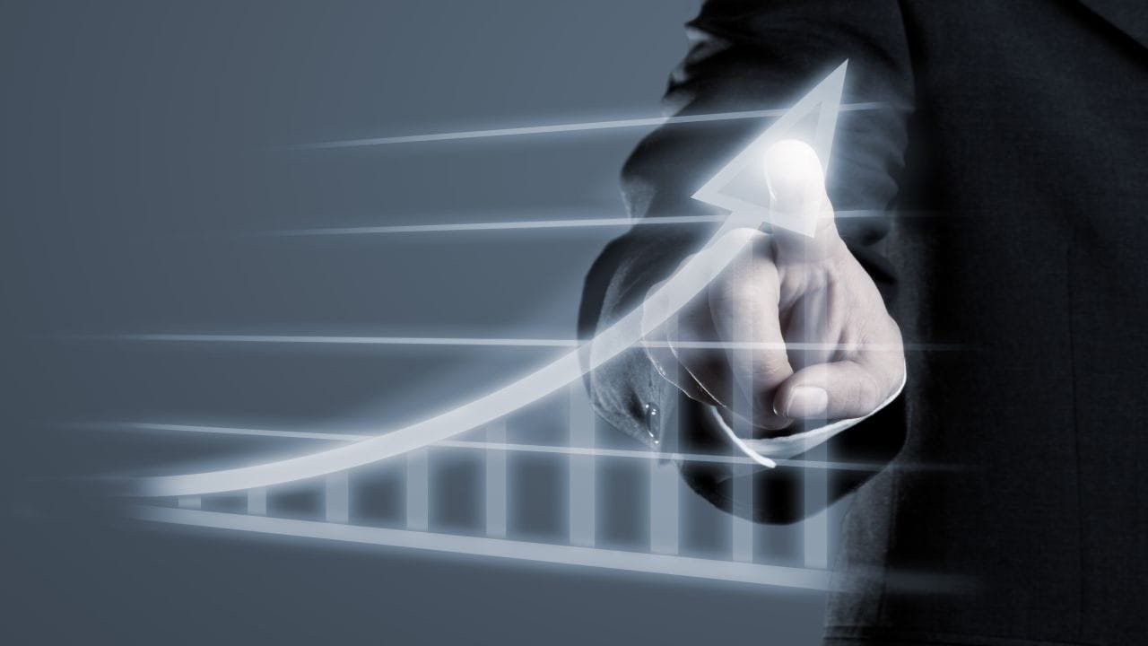 Stock Market LIVE Updates: Nifty below 25,550, Sensex down 130 pts; Bajaj Finance, Britannia down 5% each