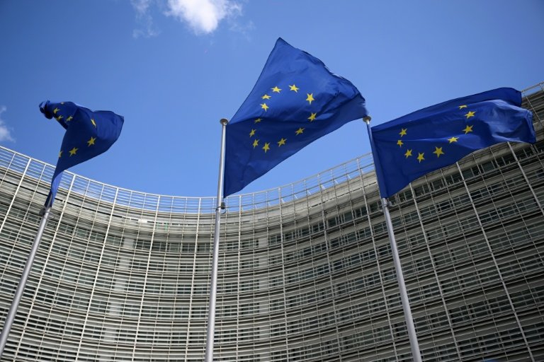 RTL Today - Down to 1.2%: EU predicts less eurozone 2026 growth due to trade tensions
