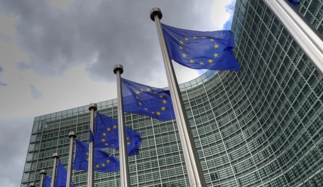 Data brokers selling location info that can be used to track EU officials, report finds