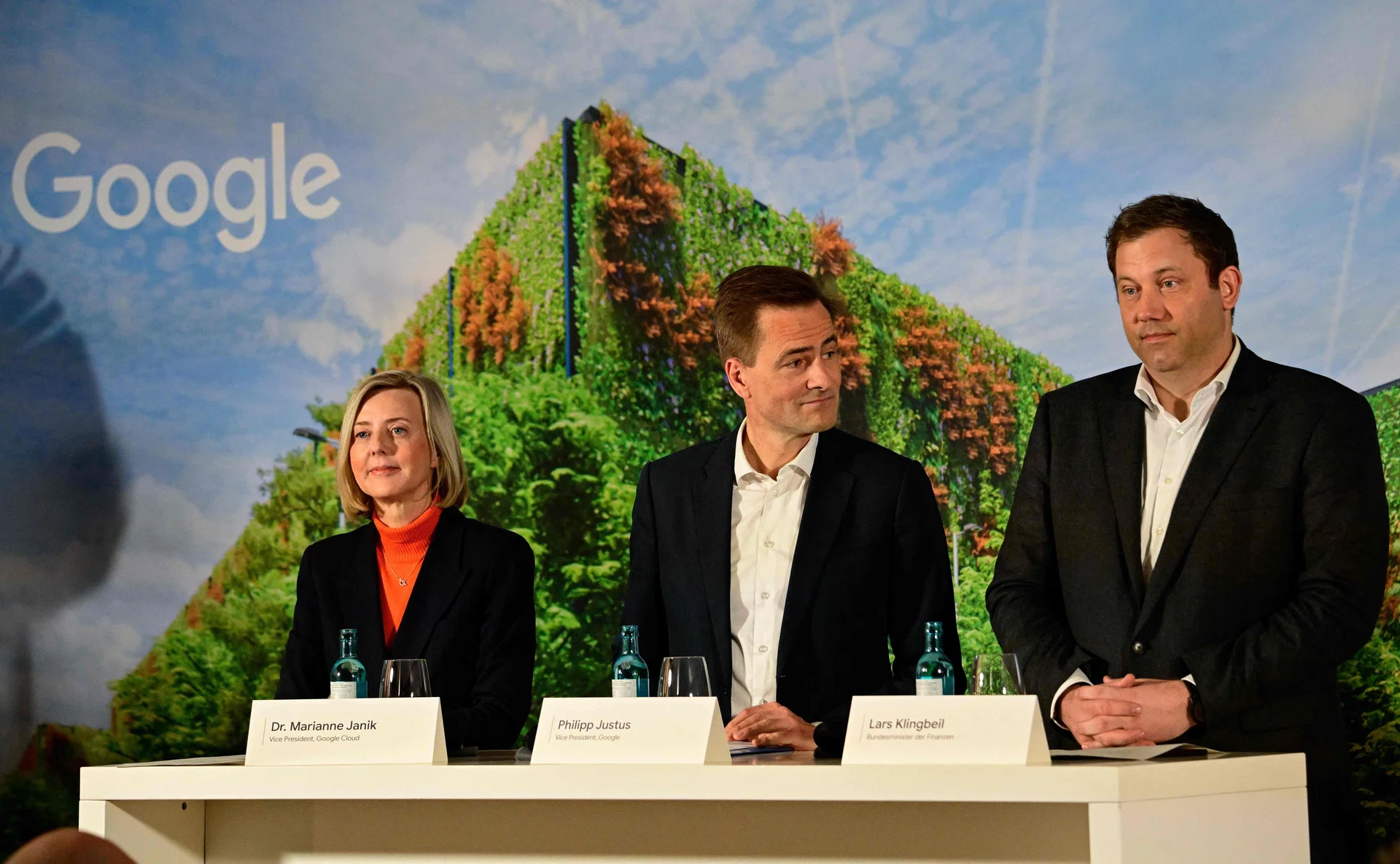 Google unveils 5.5 billion-euro investment in Germany