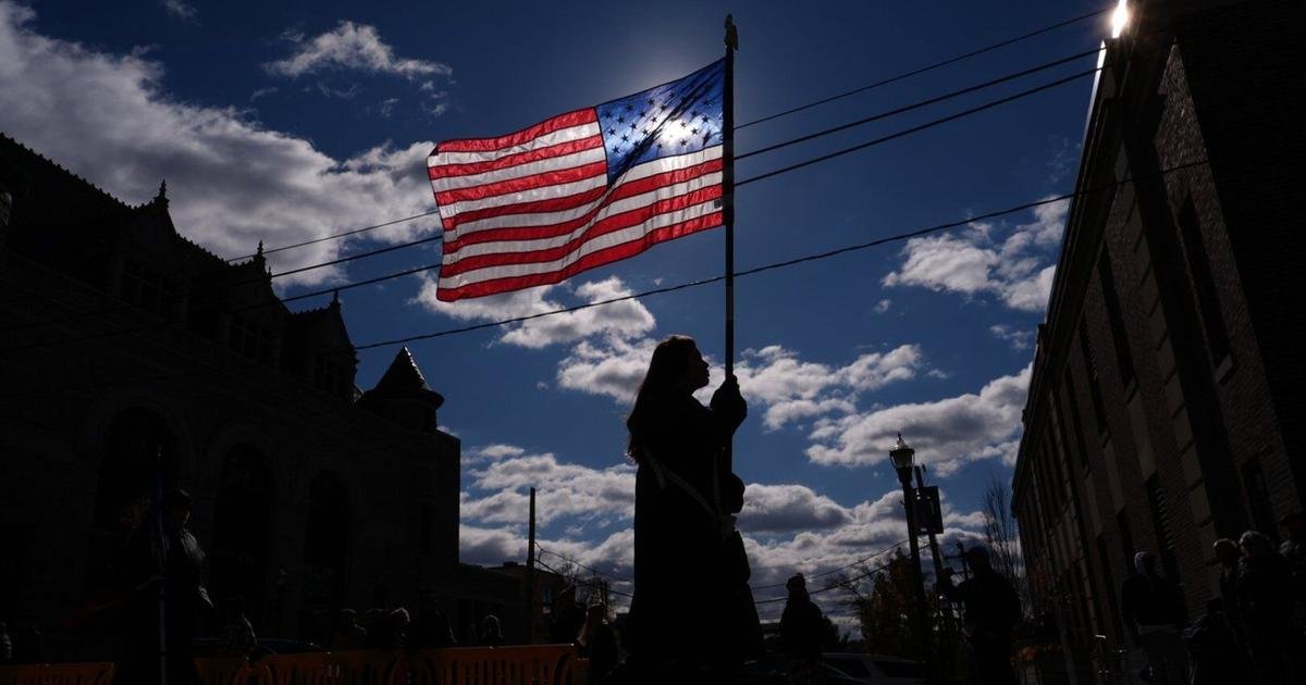 Photos from the US to Europe of nations honoring their veterans