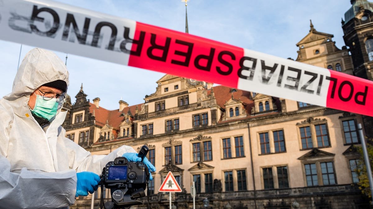 Why are so many museum heists happening in Europe?
