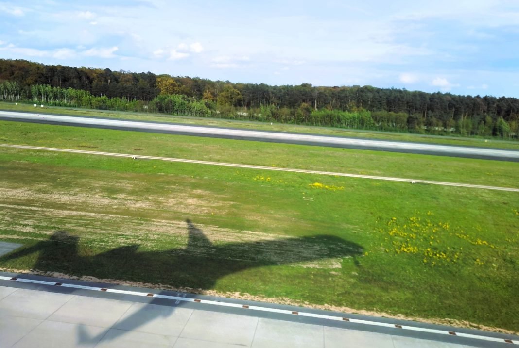 Pilot With fake credentials sparks aviation safety questions in Europe