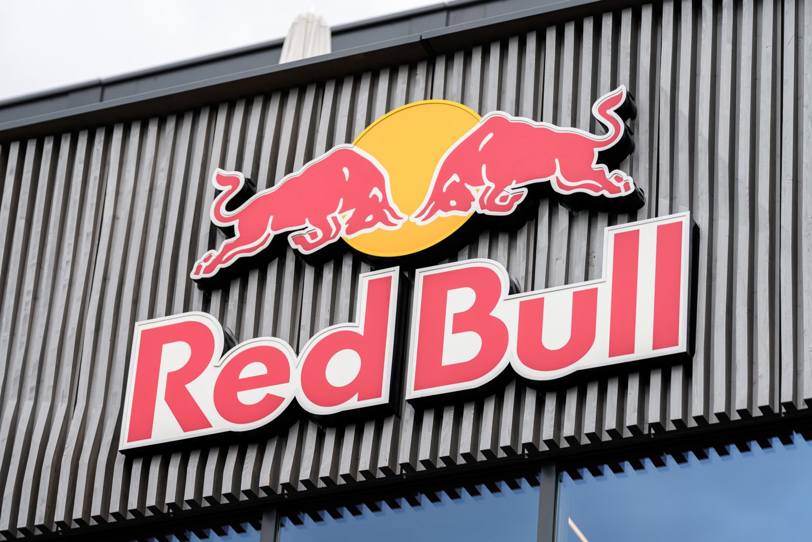 EU Commission initiates antitrust investigation against Red Bull