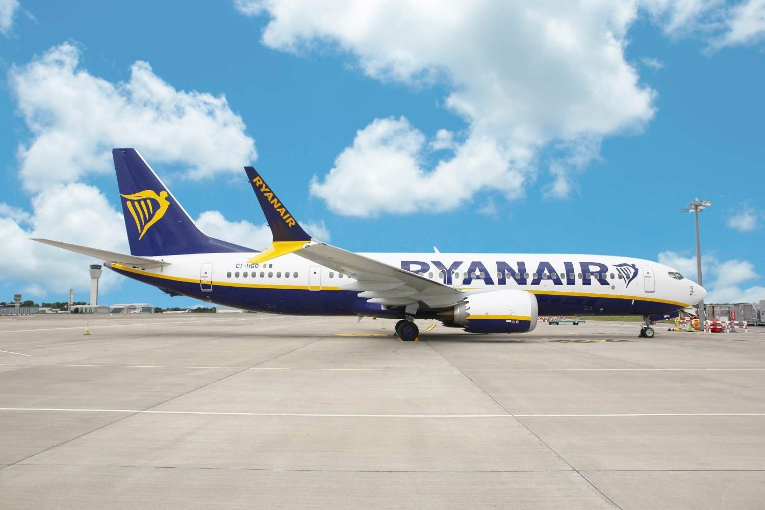 Ryanair Launches Fully Digital Boarding Passes Across Europe, Boosting Tourism Efficiency Amid Accessibility Debate: What You Need to Know