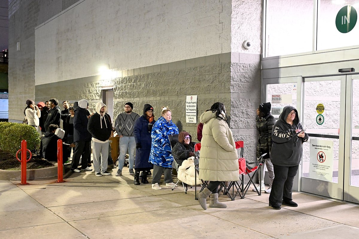 When is 'Black Friday' 2025 mega sale? Key dates, top deals, what to expect (UAE, Saudi Arabia, USA, and Europe)