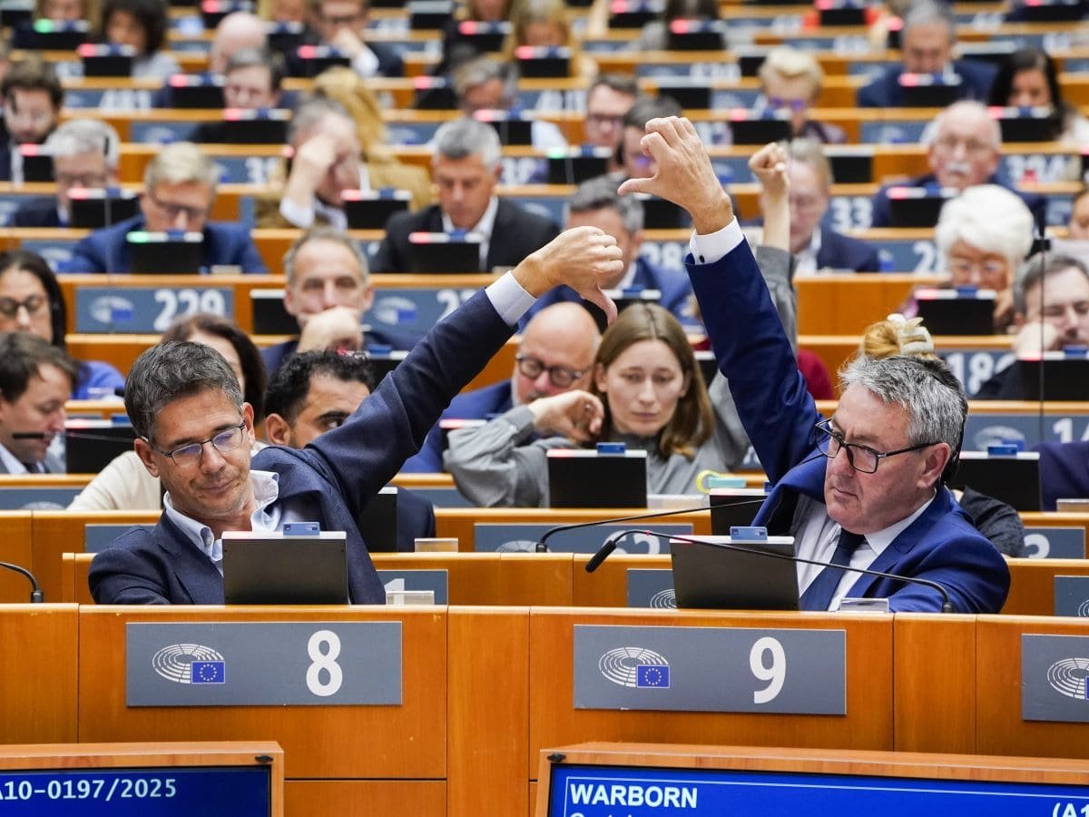Omnibus I, green light from the European Parliament: EU sustainability and democracy at risk Materia Rinnovabile