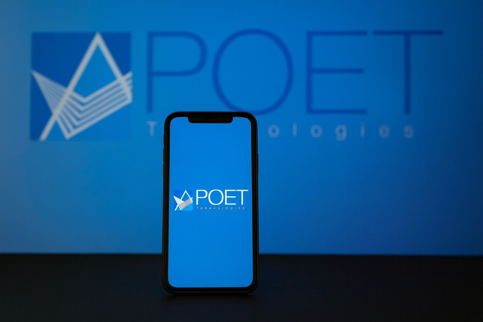 Mystery $75 M Bet Propels Tiny POET Technologies to New Highs Amid AI Frenzy