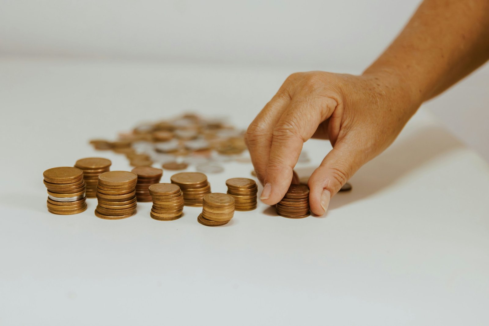 Rathbones Warns Pension Tax Relief Cuts Could Cost UK £50bn