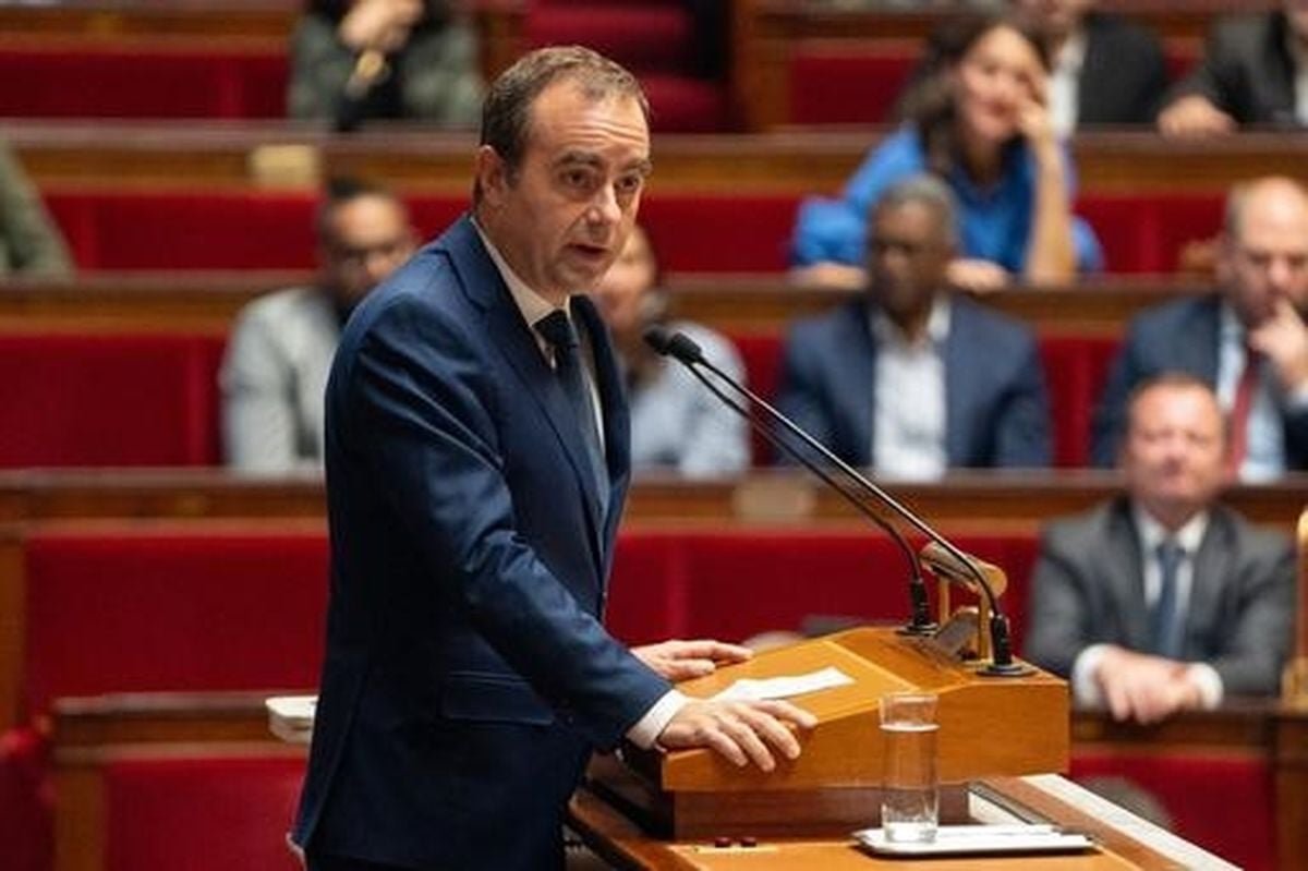 Macron Faces Record-Low Approval Amid French Political Crisis