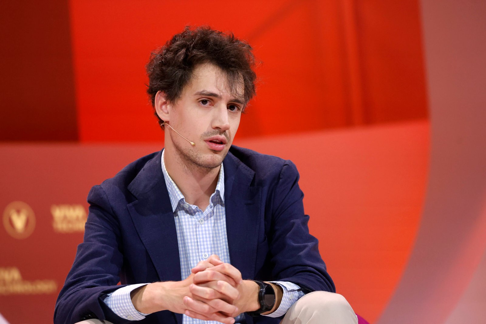Mistral unveils new AI models in bid to compete with OpenAI, Google