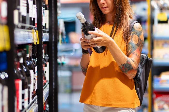Supermarkets Sell Over 80% of Europe’s Wine at Prices Lower Than Bottled Water