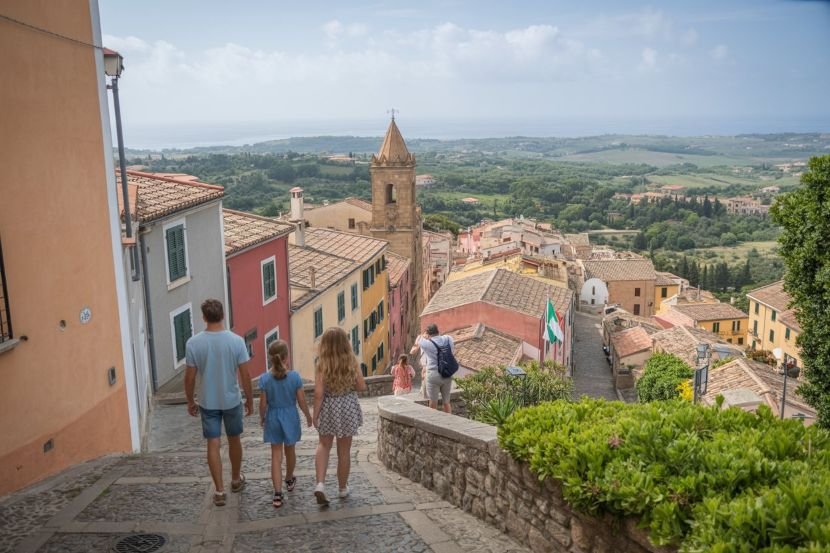 2026’s boldest offer: live in radicondoli, sardinia and spain and get paid—experience europe