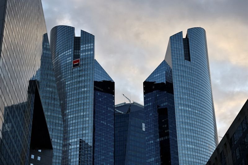 Analysis-Old meets new economy: AI boom to supercharge European banks' rally