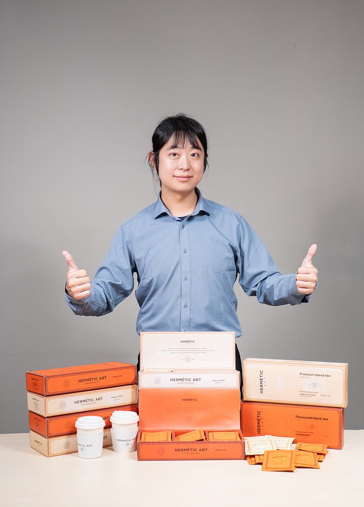 Yeonhyang a startup that provides customized fragrance solutions and products to develop scents tailored to each clients needs │ 매거진한경