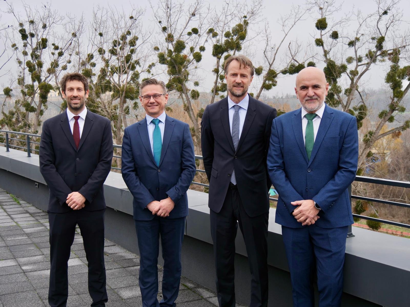 Ambasador Fon Bekerat posetio Institut Biosense