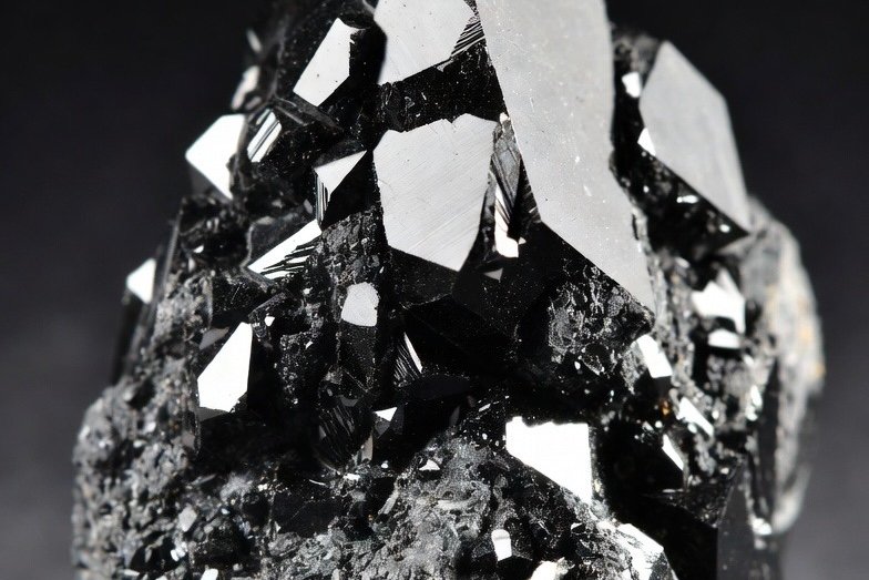 Green Manganese Brings Cleantech to European Steelmakers in Latest Move