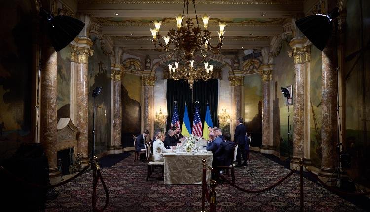Zelensky, Trump Signal Near Deal On Ending Ukraine War