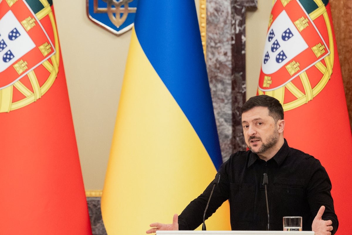 Ukraine-Russia war latest: Zelensky says he will meet Trump and hopes for peace breakthrough ‘before New Year’