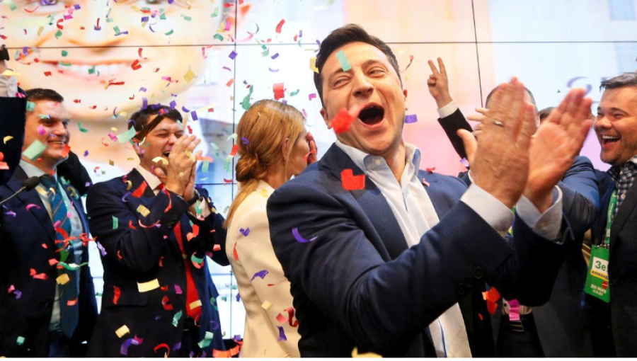 bne IntelliNews - Corruption scandal means Zelenskiy would likely lose a presidential election