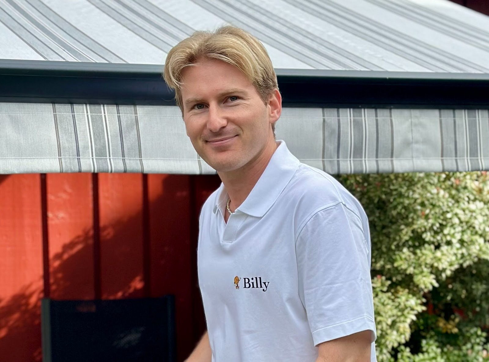 Startup Uses AI to Disrupt the Awning Industry: “It Feels Like Cheating” | 2 Urban Girls