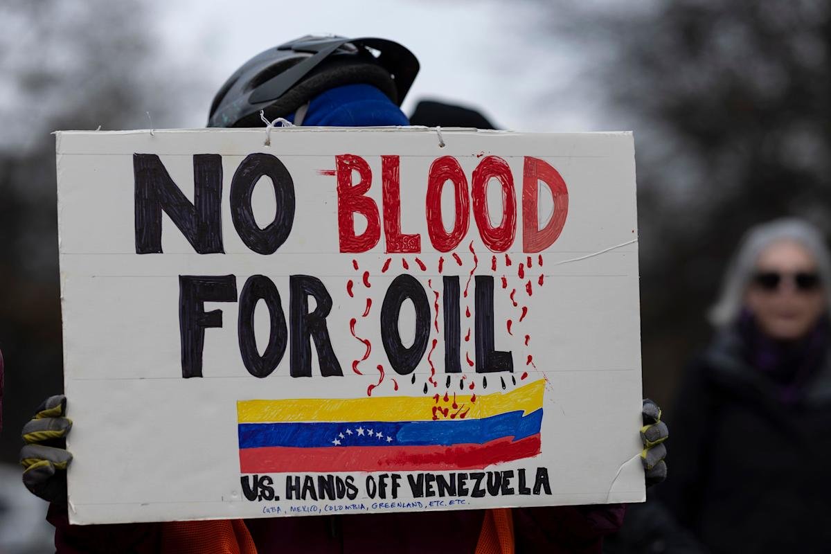 London falls and Europe mixed as Trump says Venezuela will send oil supply to US