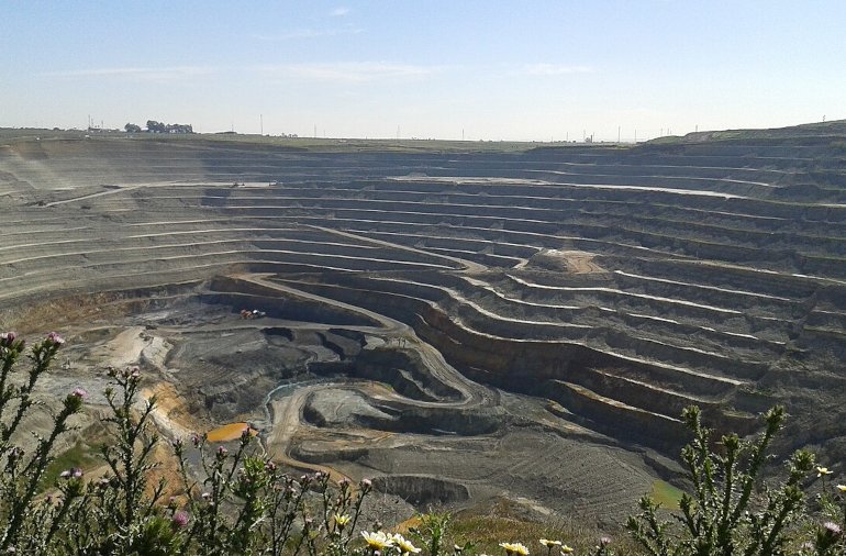 Las Cruces mine