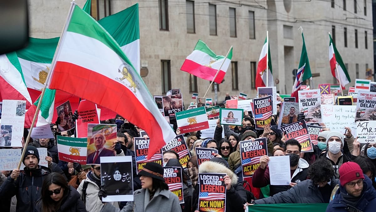 Former hostage says cutting diplomatic ties with Iran will pressure regime