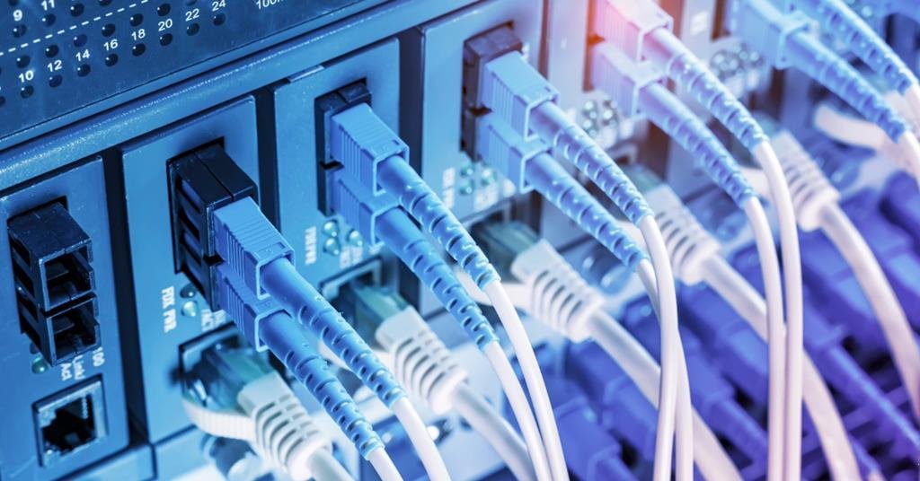 Huber + Suhner incorporates 100% rPET into fibre optic products | Article