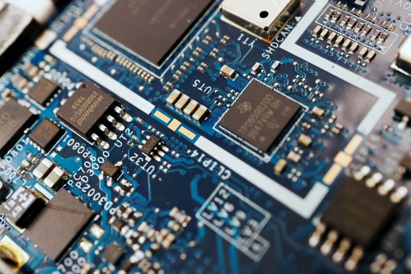 Qatar and UAE to join U.S.-led effort to bolster technology supply chain