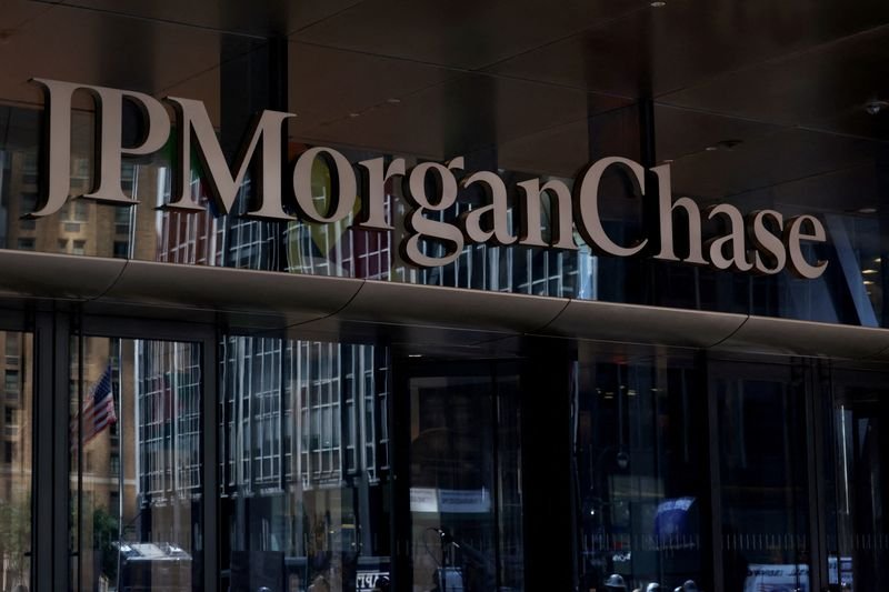Wall Street banks’ fourth-quarter earnings in five charts | The Mighty 790 KFGO