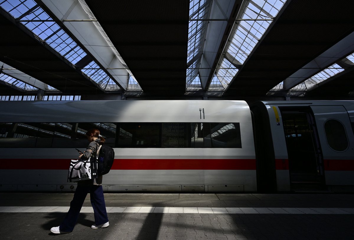 Why Europe’s night-train renaissance derailed